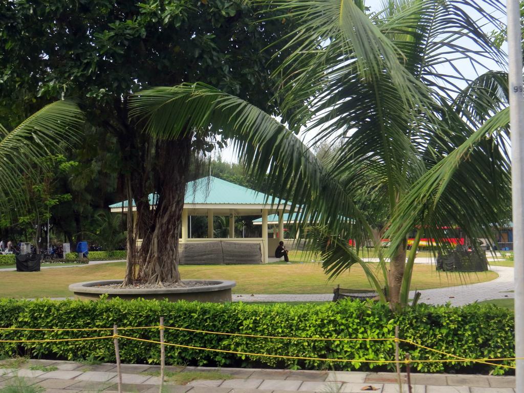 Coral Queen Inn Hulhumale Zewnętrze zdjęcie