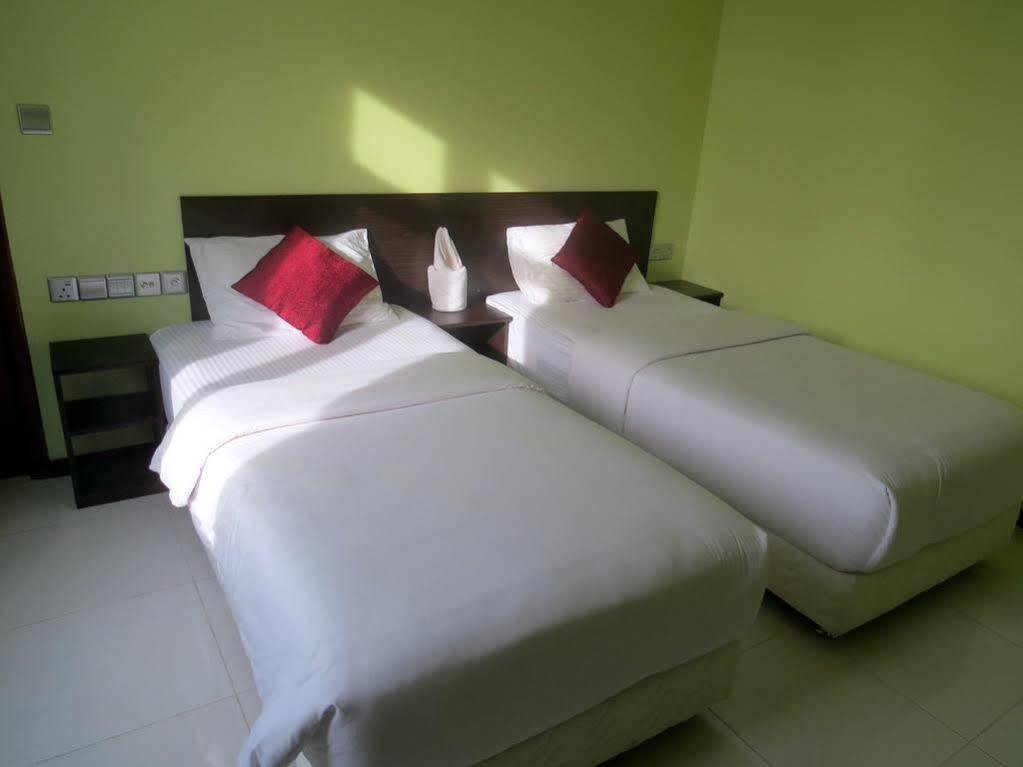 Coral Queen Inn Hulhumale Zewnętrze zdjęcie