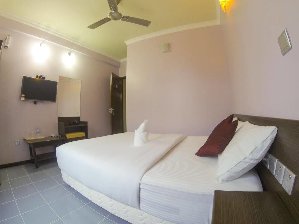 Coral Queen Inn Hulhumale Zewnętrze zdjęcie