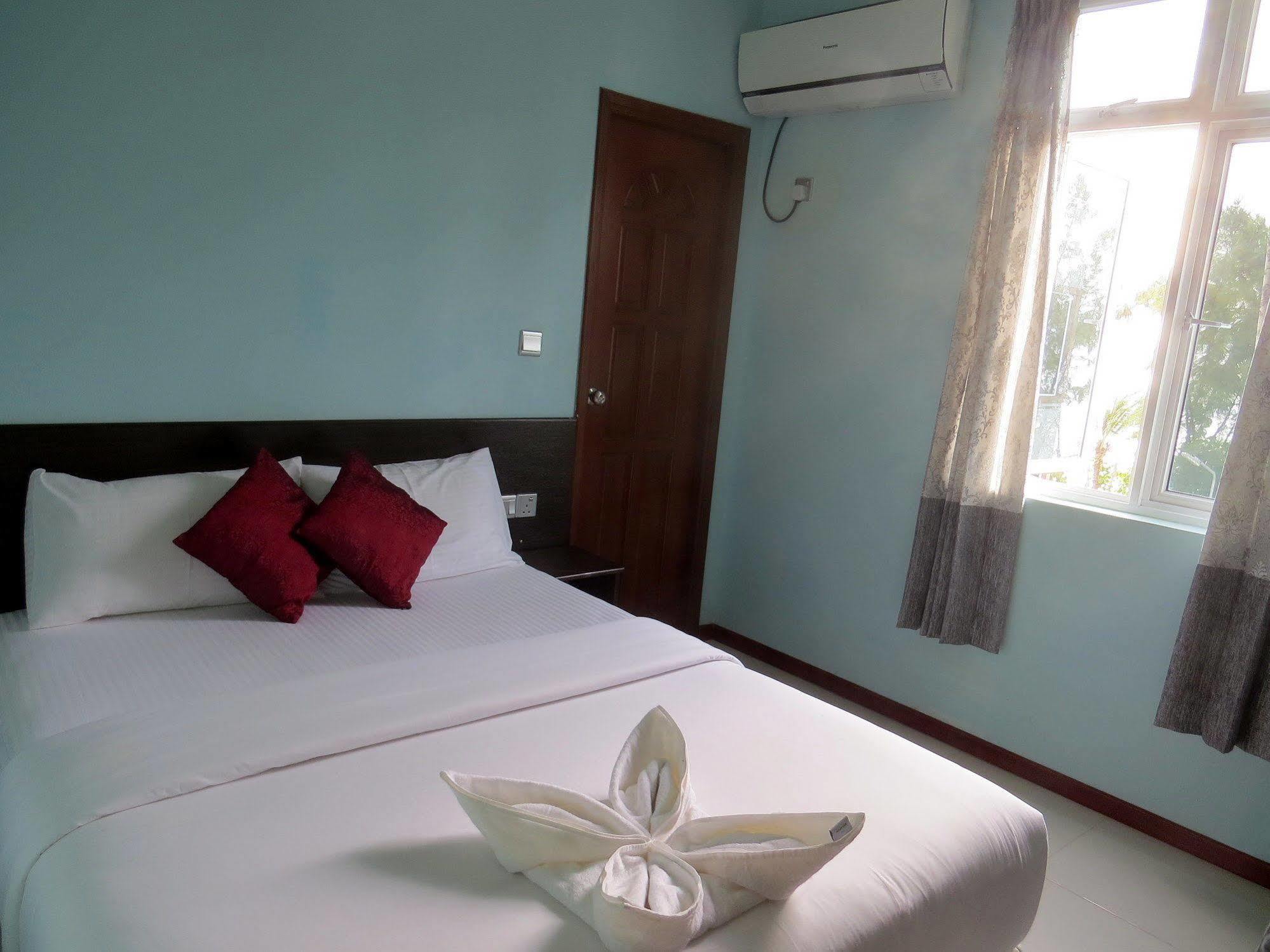 Coral Queen Inn Hulhumale Zewnętrze zdjęcie